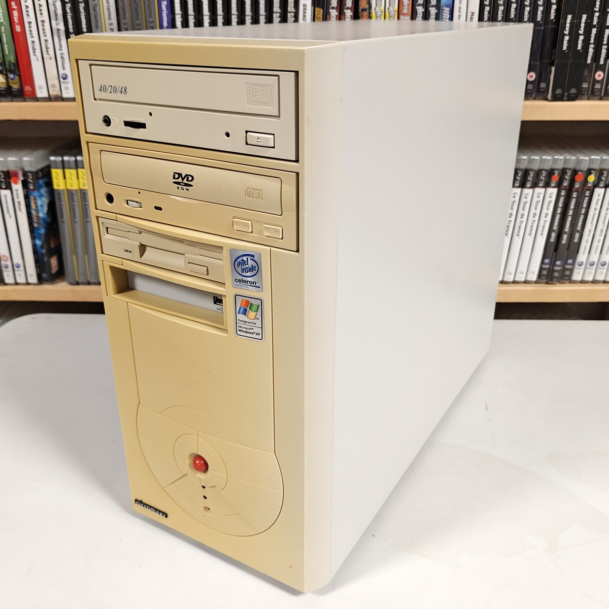 Micromaxx MT5 PC (Intel Celeron 2 GHz, 1GB Ram, Windows XP)